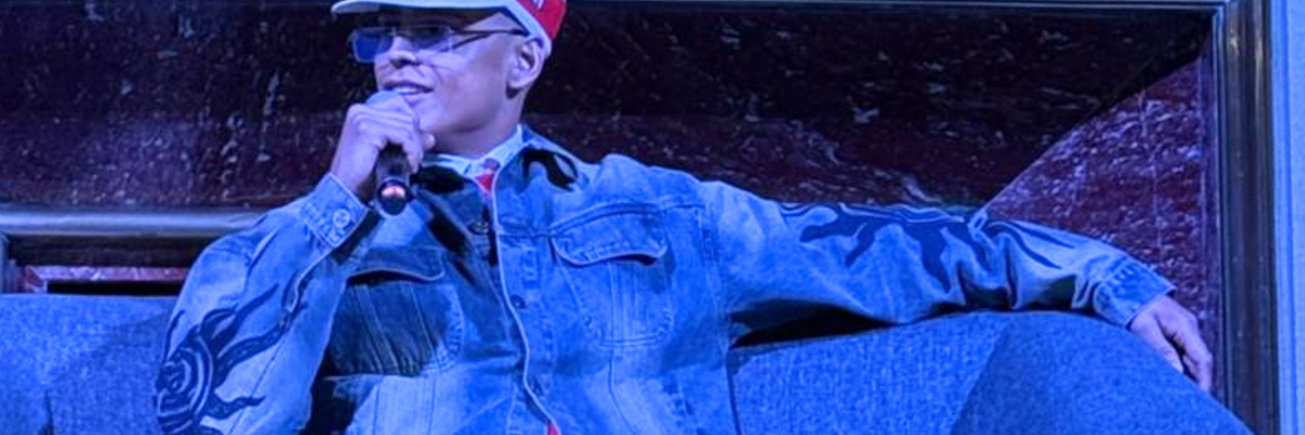 Adán Cruz llevará su historia y su rap al Teatro Metropólitan con un show nunca antes visto