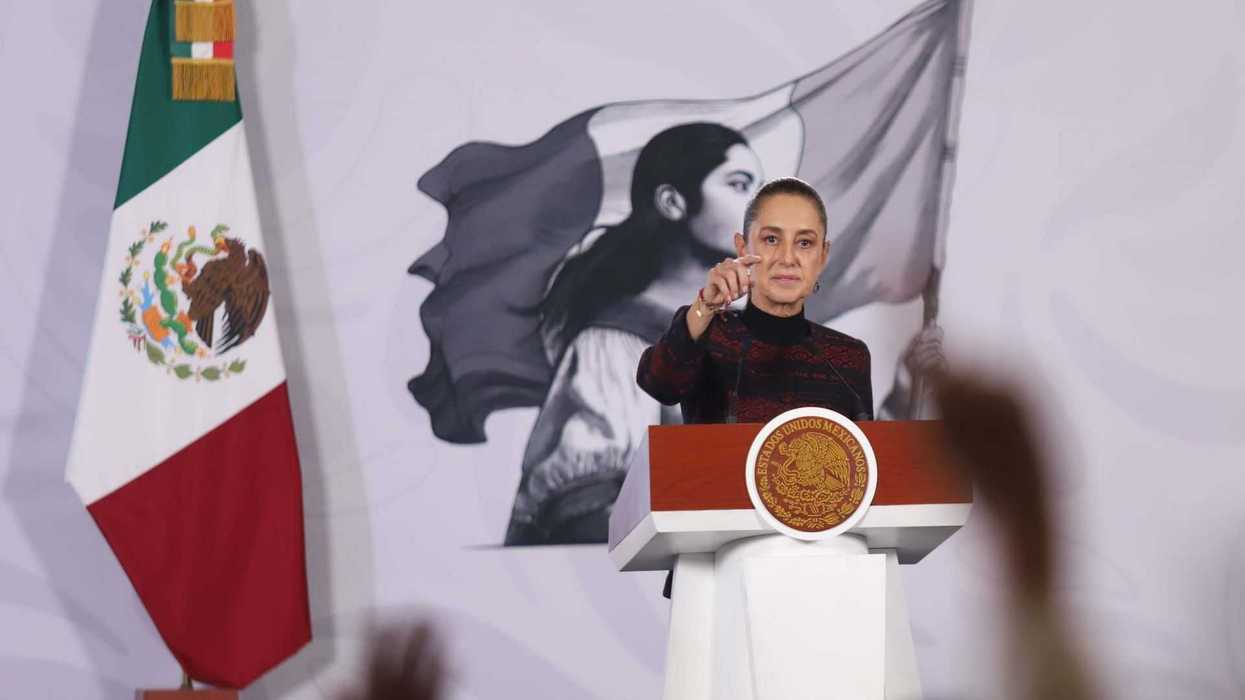Claudia Sheinbaum habla sobre avances del caso Ayotzinapa en Palacio Nacional