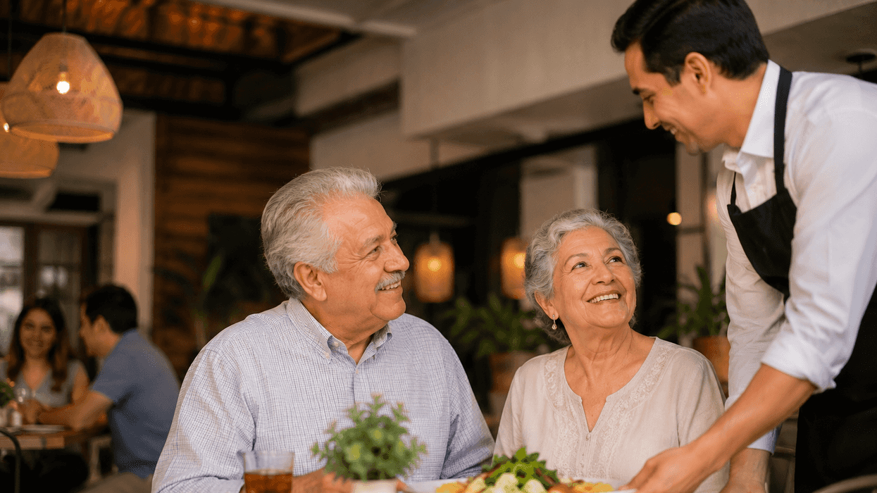 El INAPAM mantiene un Directorio de Beneficios 2026, que incluye un apartado específico de alimentación con restaurantes