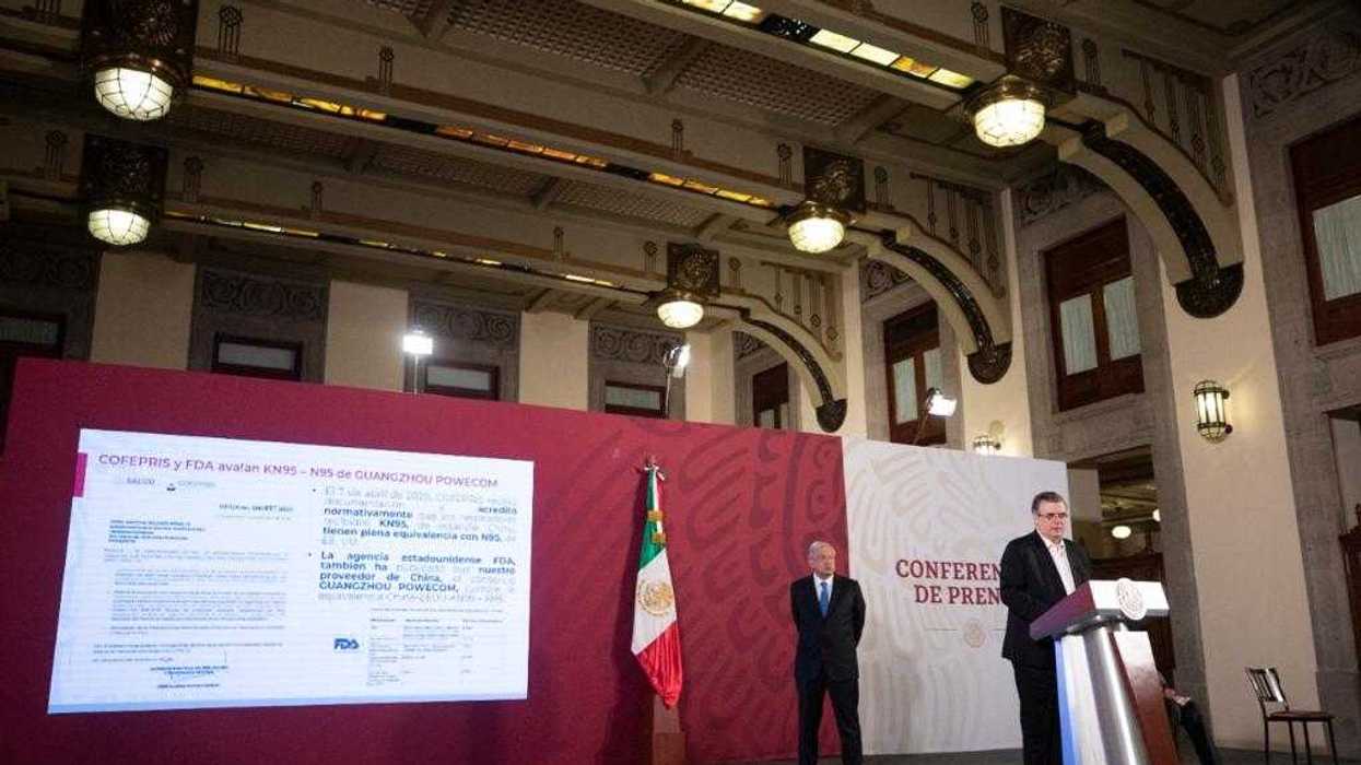 A disposición hasta ocho mil camas para Covid-19: AMLO.