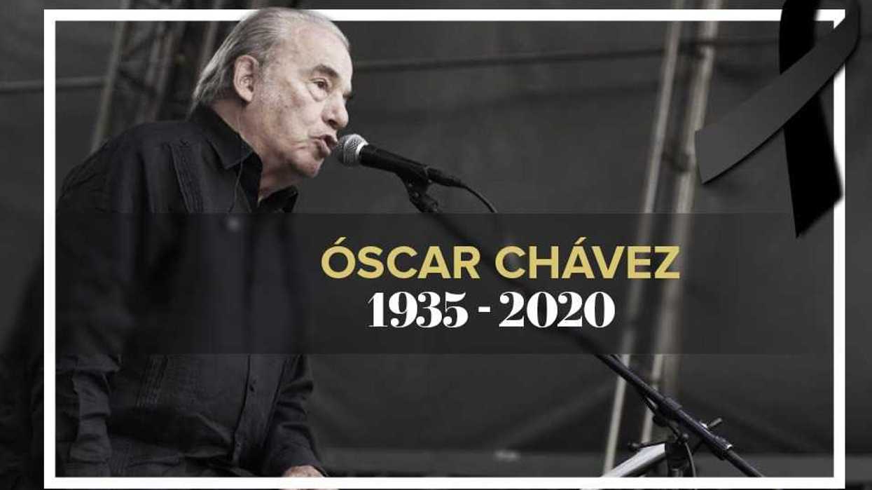 Luego de haber sido hospitalizado por presentar síntomas de Coronavirus, el cantautor mexicano Oscar Chávez falleció este jueves.