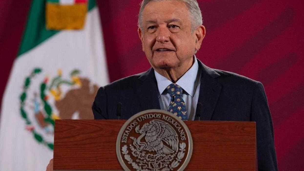 Pide AMLO vencer al miedo para salir con los cuidados necesarios.