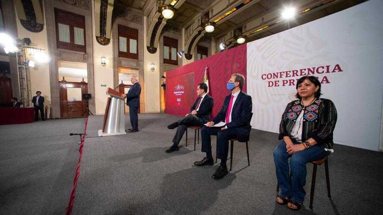 Se dará a conocer el “gran fraude” por facturas falsas: AMLO.