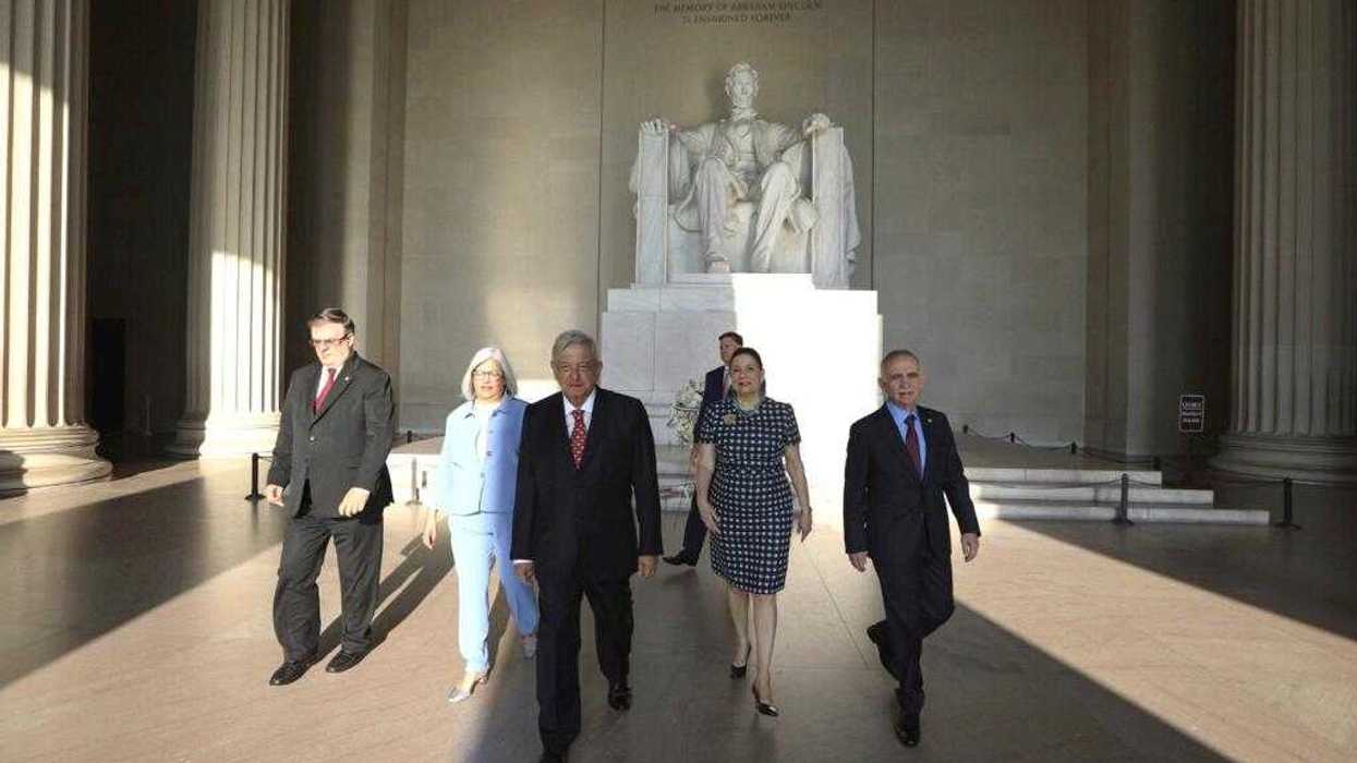 AMLO visita EU, se reúne con Trump.
