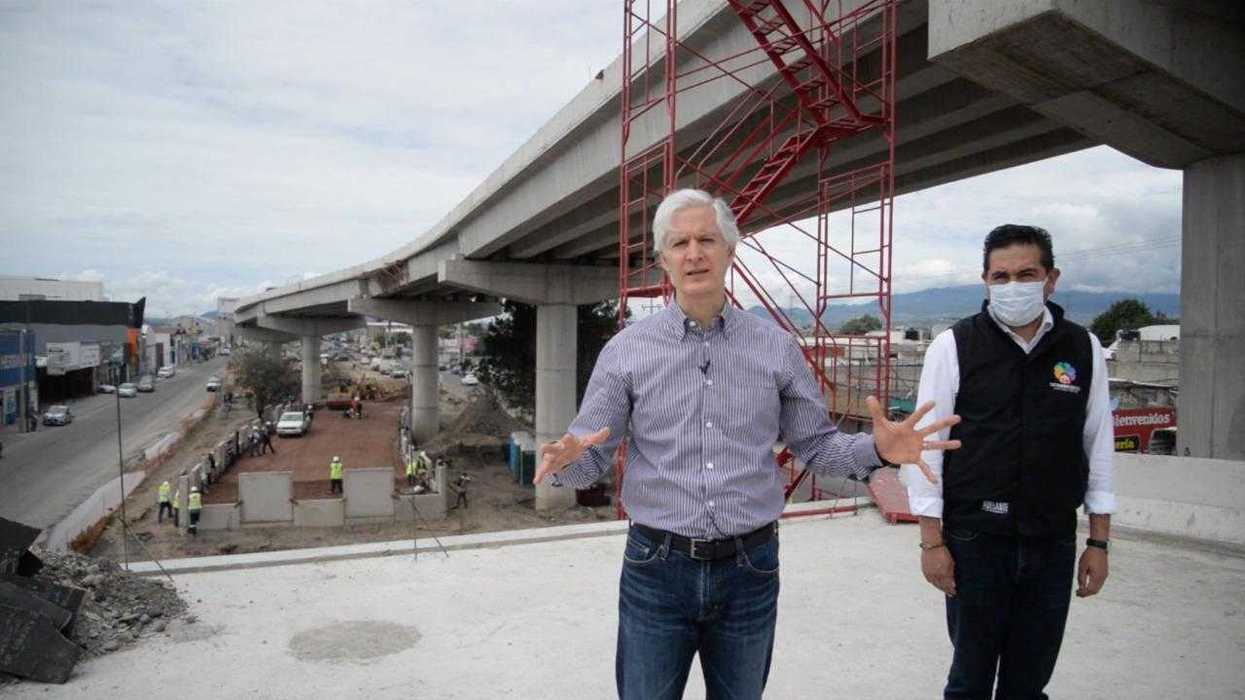 Asegura Alfredo Del Mazo que en Edomex se desarrollan importantes obras viales que mejoran la conectividad de los mexiquenses.