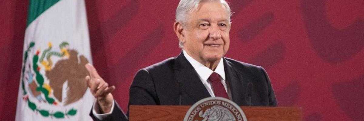 Me pondré el cubrebocas hasta que termine la corrupción: AMLO.