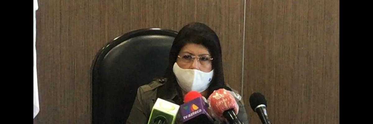 Policías municipales ayudan en parto de adolescente.