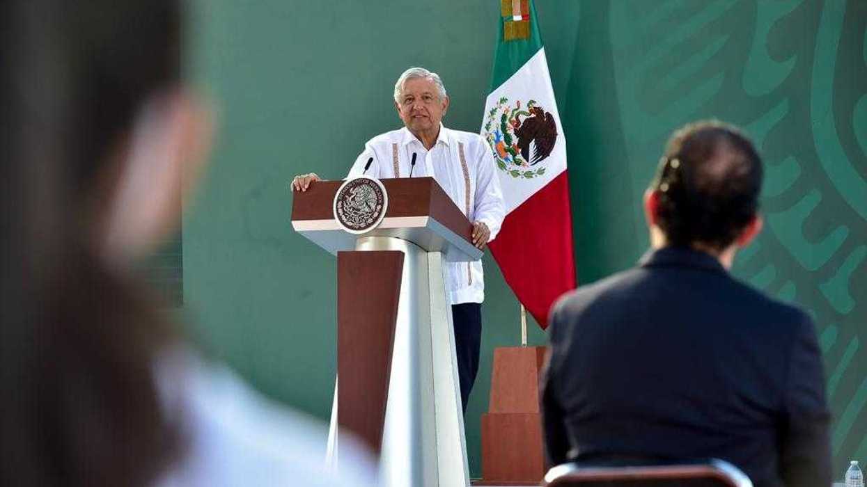 Actas de consejos de Pemex y Energía pruebas de compra de Agronitrogenados: AMLO.