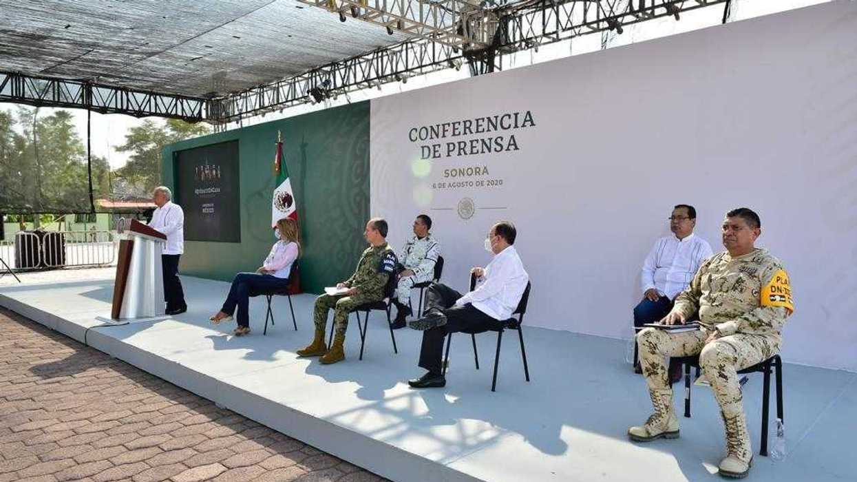 Niega AMLO analizar renuncia de titular de Semarnat.