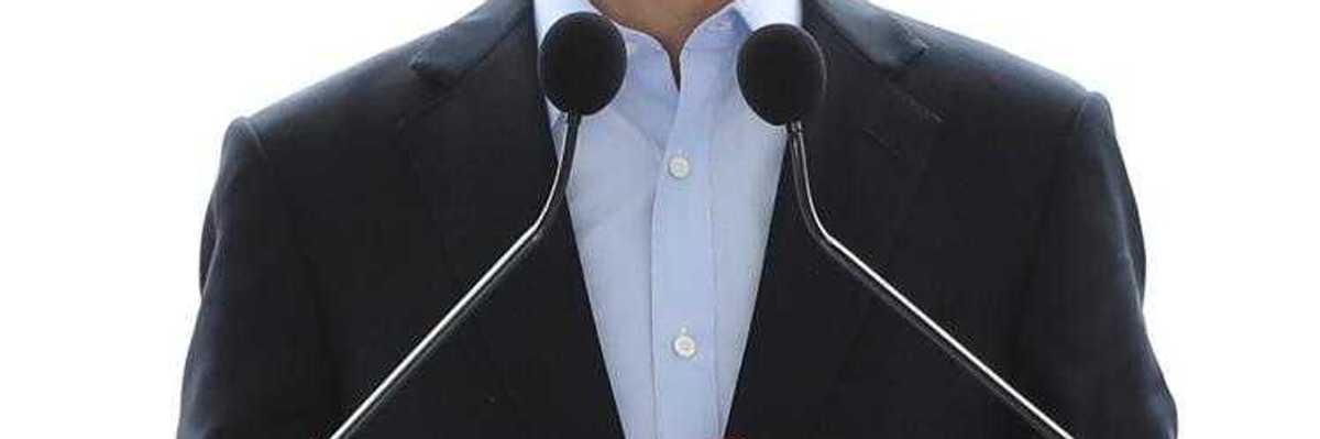 Impulsa gobernador Alfredo Del Mazo ley de paternidad responsable y creación de sistema de seguimiento a violencia de género en el Edomex.