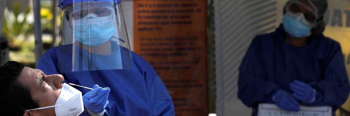 Instalan Macro Kioskos COVID-19 en Metro de la CDMX.