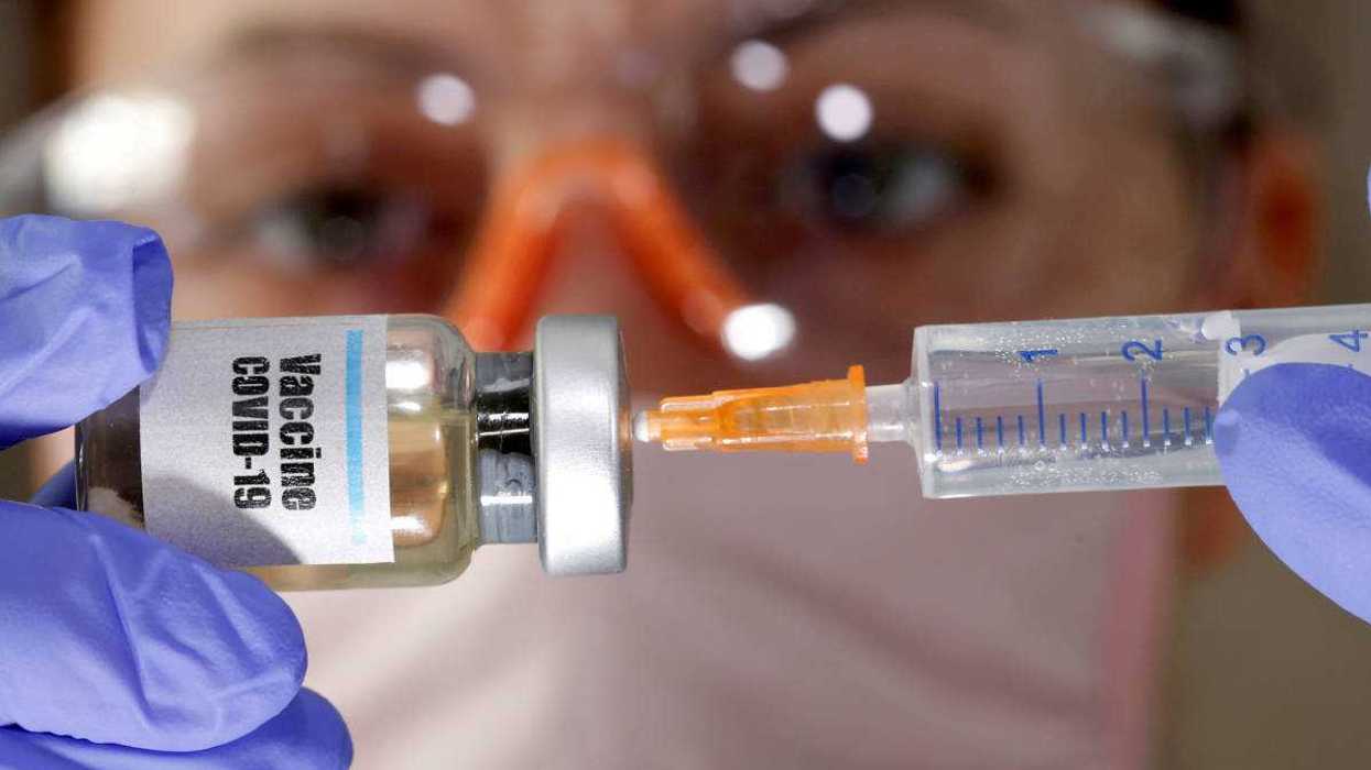 Llega a Estados Unidos la vacuna contra el coronavirus.