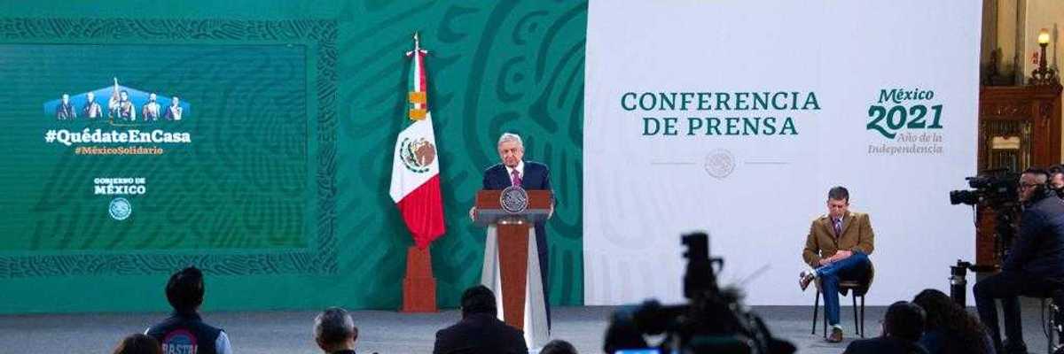 México acepta recorte de entrega de vacunas COVID.