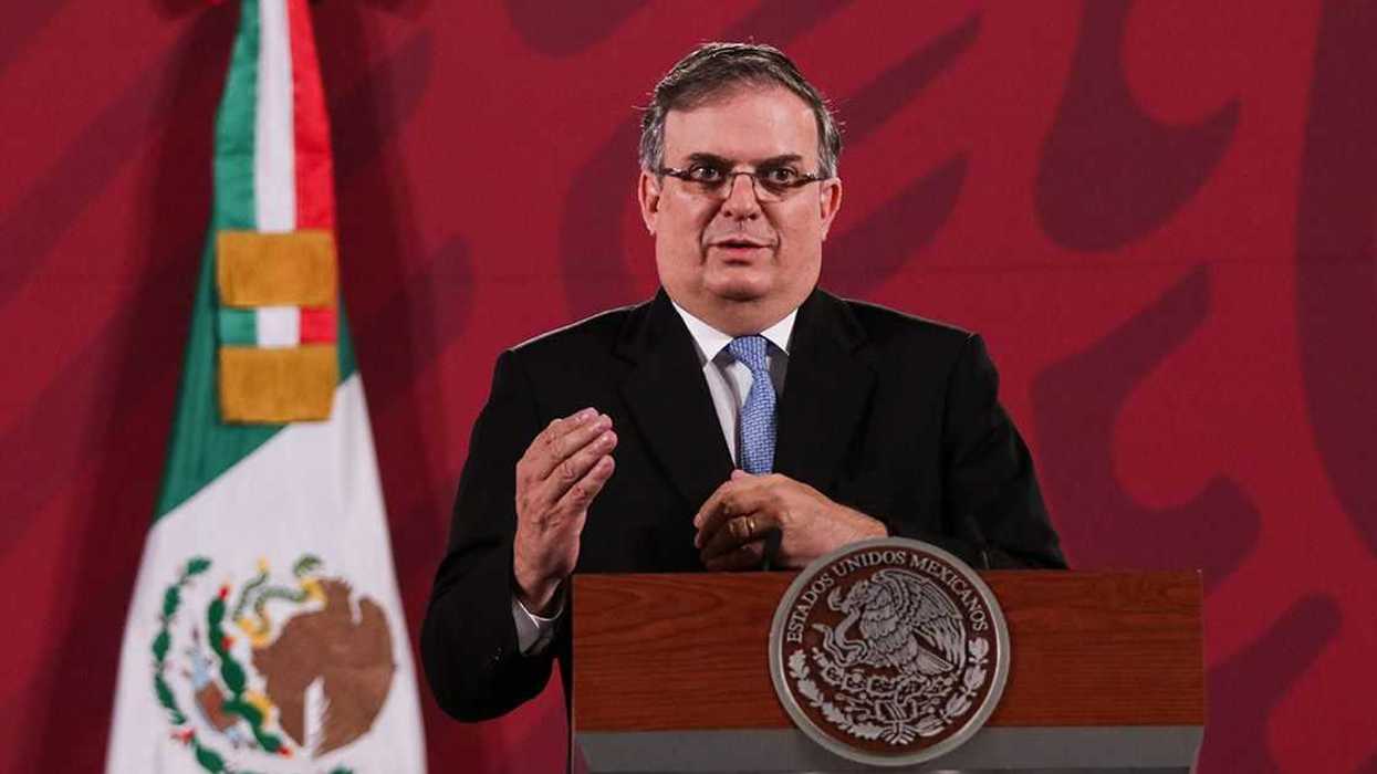 Habrá una pausa en envío de vacunas Pfizer a México.