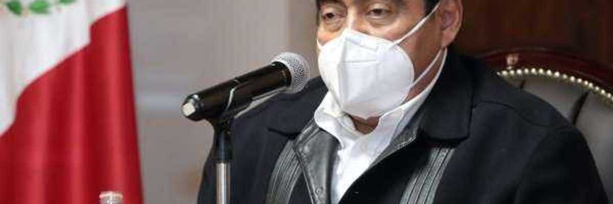 Miguel Barbosa respetará la orden del INE sobre temas electorales.