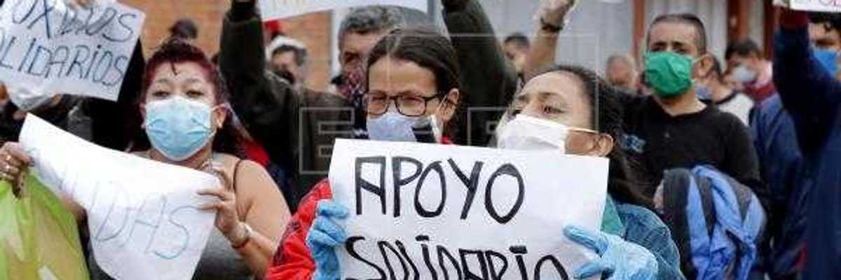 Presentan iniciativa para trabajadores y comerciantes.