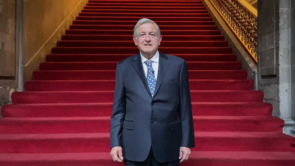 AMLO anuncia negativo a COVID-19.