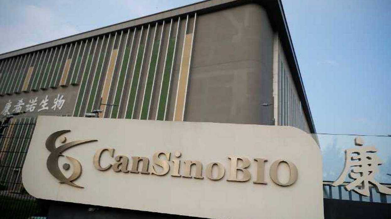 CanSino obtiene autorización de COFEPRIS.