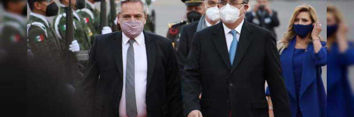 El presidente de Argentina arribó a México.