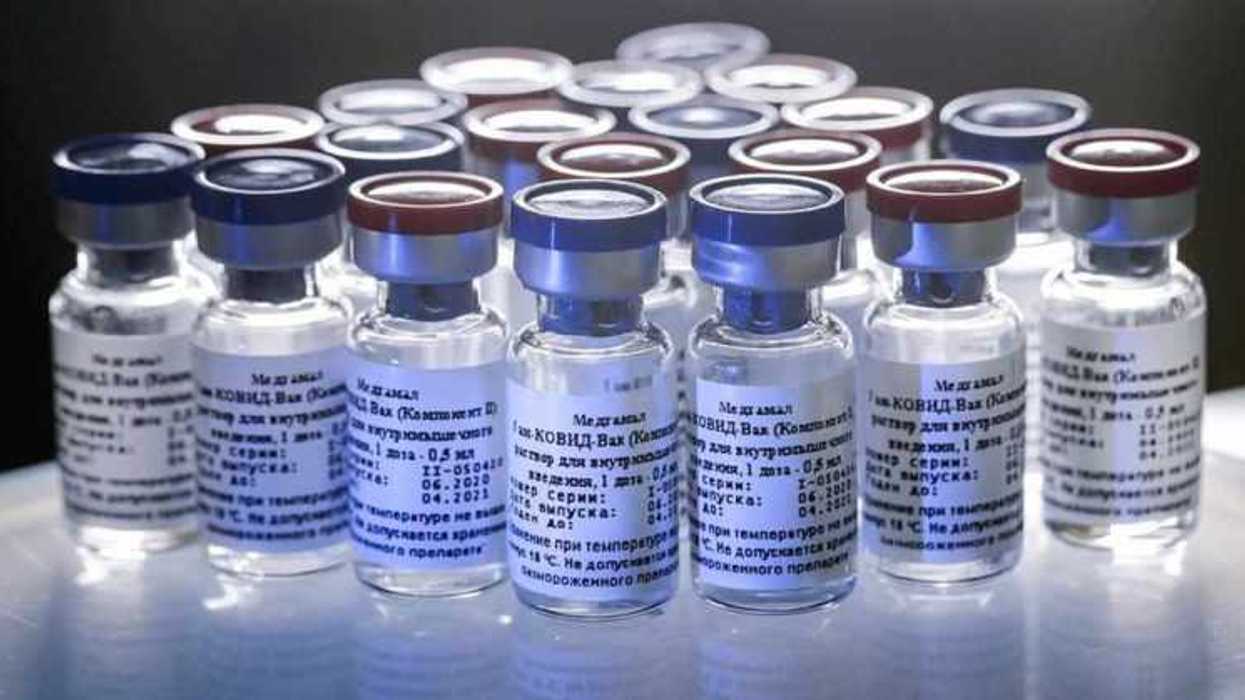 Llegarán más vacunas Sputnik V a México.