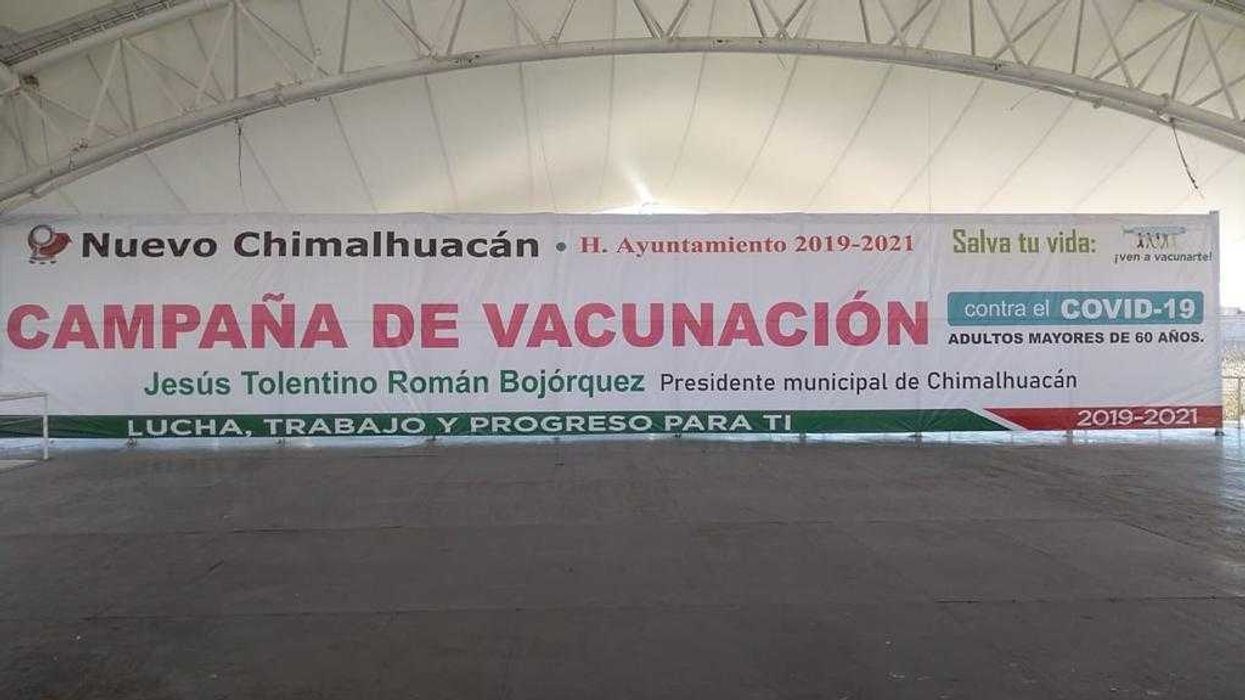 Se despliega megaoperativo durante la vacunación  contra COVID-19 en el municipio de Chimalhuacan, Edomex.