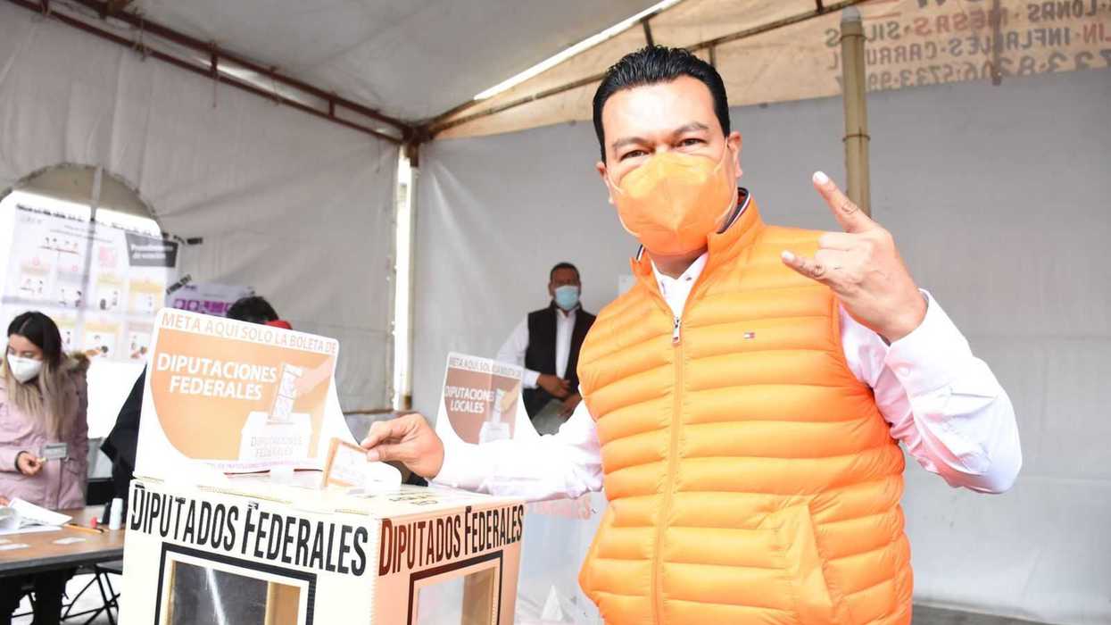 Juan Zepeda candidato de Movimiento Ciudadano para Nezahualcóyotl emitió su voto