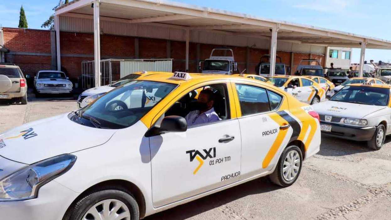 Transportistas de Hidalgo y SEMOT acuerdan seguir impulsando modernización de taxis