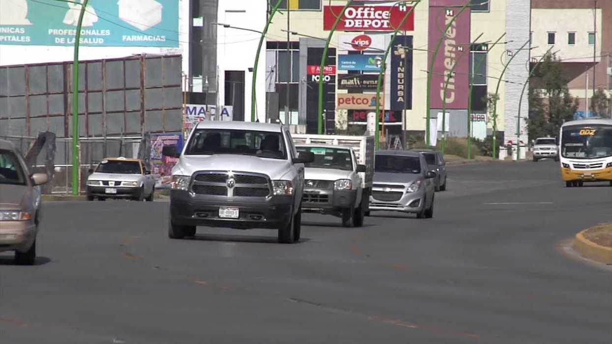 Hidalgo ofrece seguro de auto y descuentos en pago de refrendo 2022