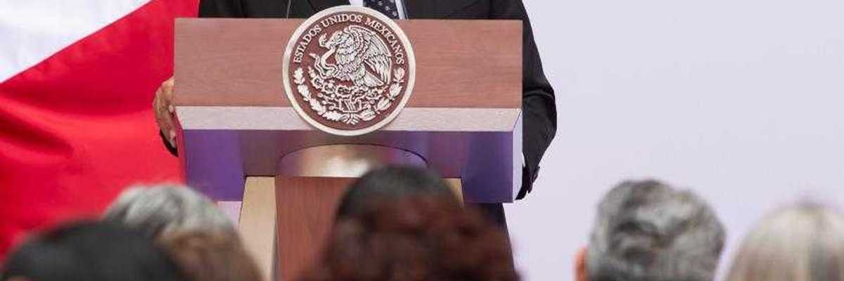 Que igualdad de mujeres no se quede en el discurso, retórica o nuevos términos y sea una realidad: AMLO