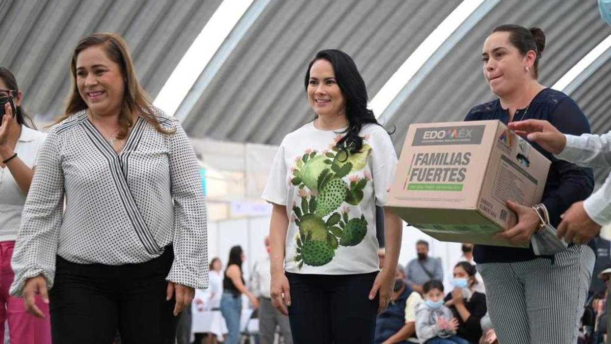 RECIBEN CANASTAS ALIMENTARIAS MEXIQUENSES DE LOS MUNICIPIOS DE TEOLOYUCAN, HUEYPOXTLA Y HUEHUETOCA