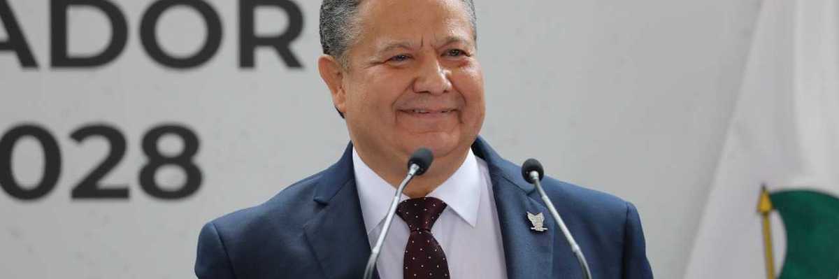 Julio Menchaca rinde protesta como Gobernador Constitucional del Estado de Hidalgo