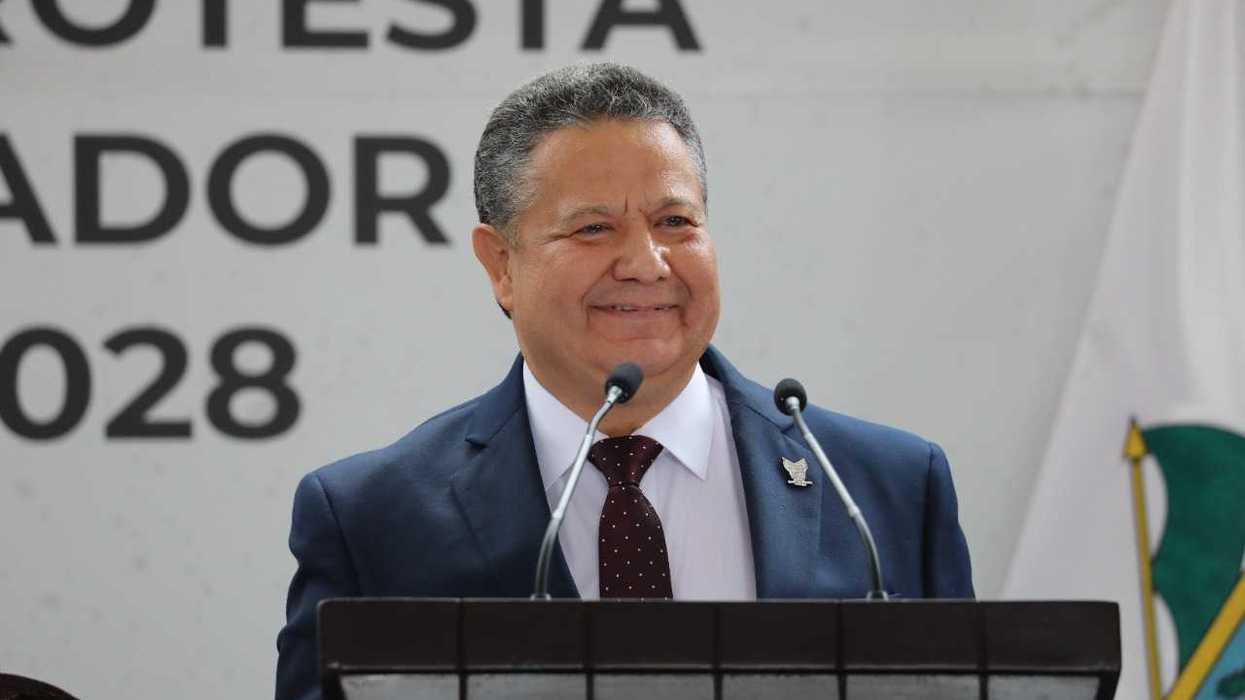 Julio Menchaca rinde protesta como Gobernador Constitucional del Estado de Hidalgo