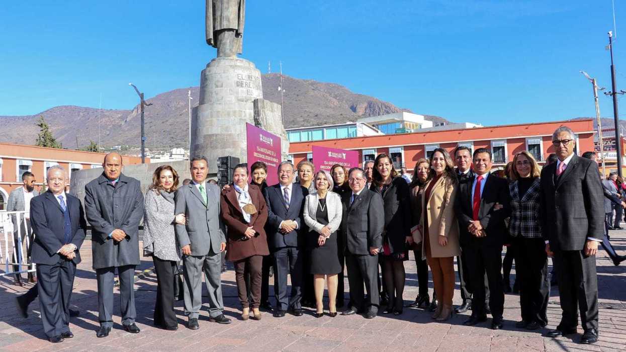 Julio Menchaca encabeza el 154 aniversario de la erección del Estado de Hidalgo