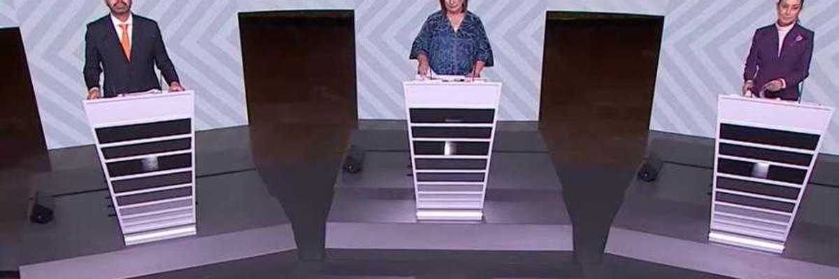 Acusaciones, señalamientos, denuncia y más pancartas... así fue el último debate presidencial