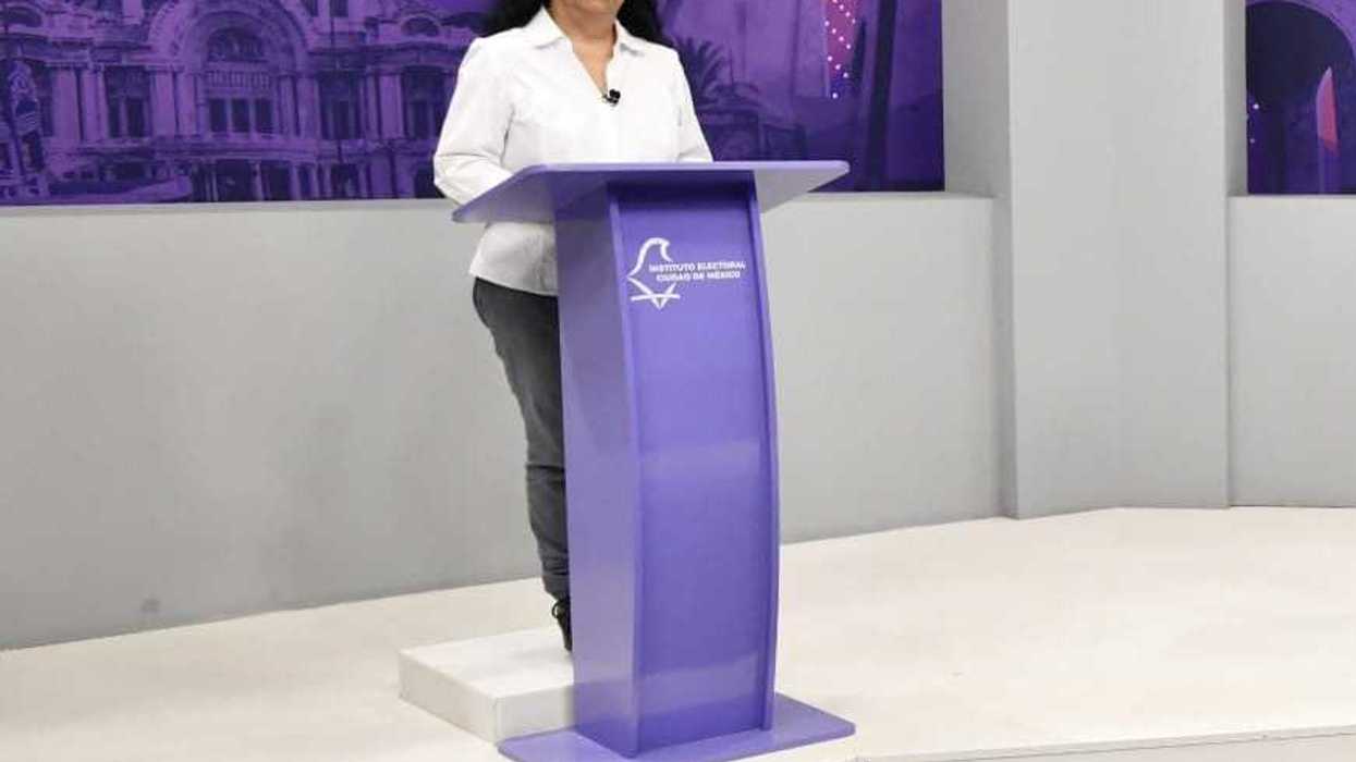 DESTACA MARGARITA SALDAÑA EN DEBATE POR AZCAPOTZALCO