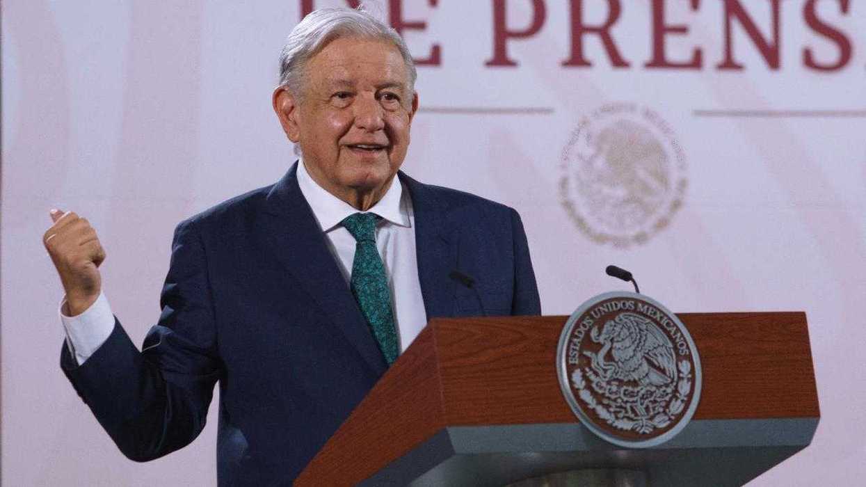 Denuncia AMLO intervención de religiosos en elección