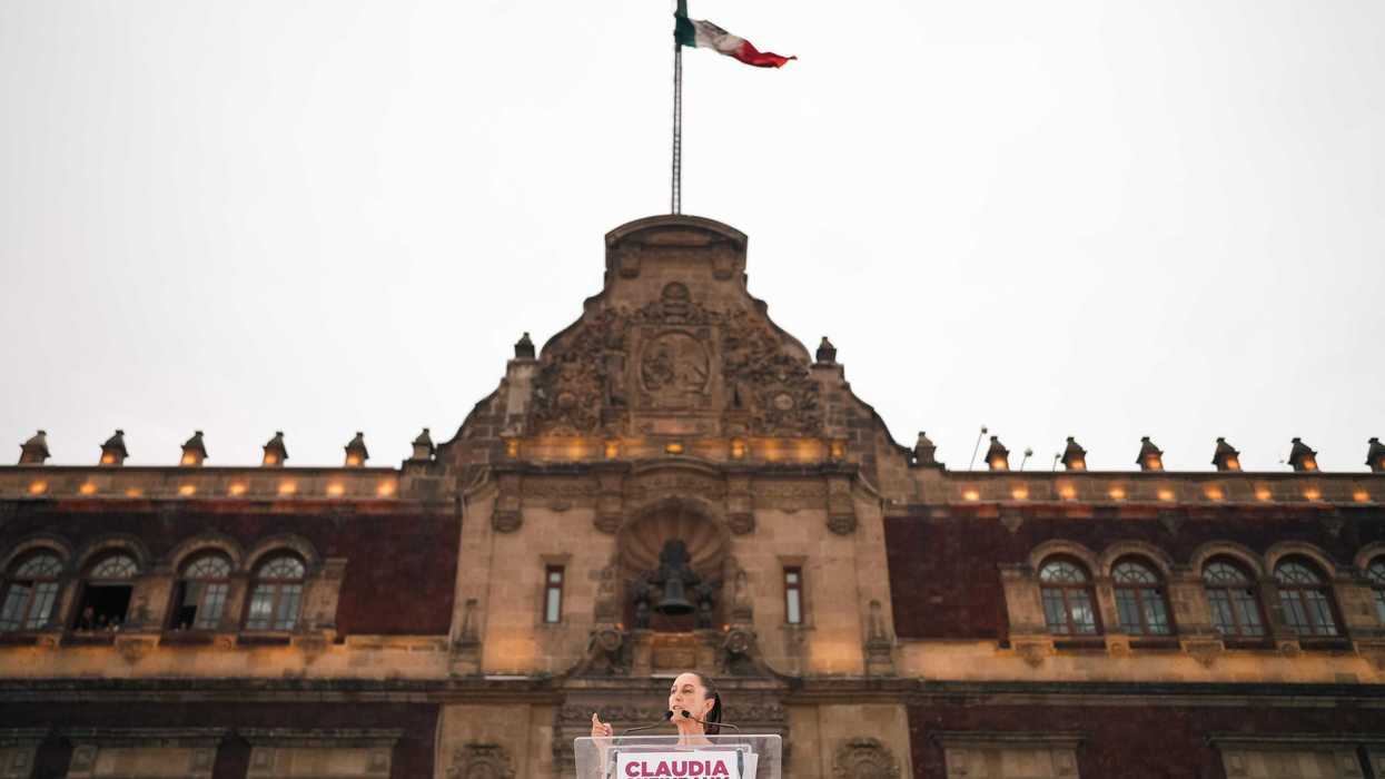 Con concierto de Ángeles Azules... Sheinbaum cierra campaña en el Zócalo