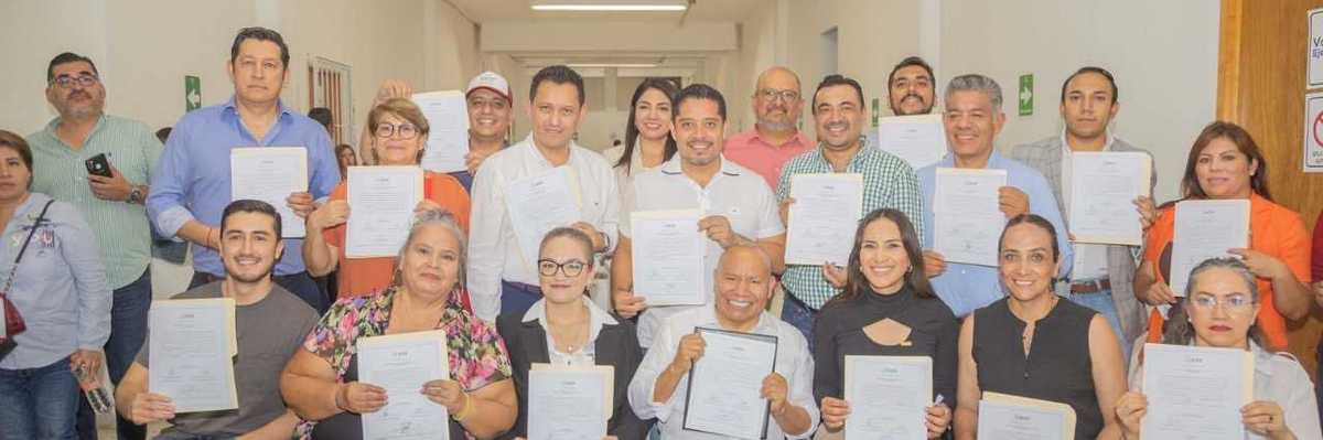 Raciel Pérez Cruz recibe constancia de mayoría que lo acredita como presidente municipal electo de Tlalnepantla