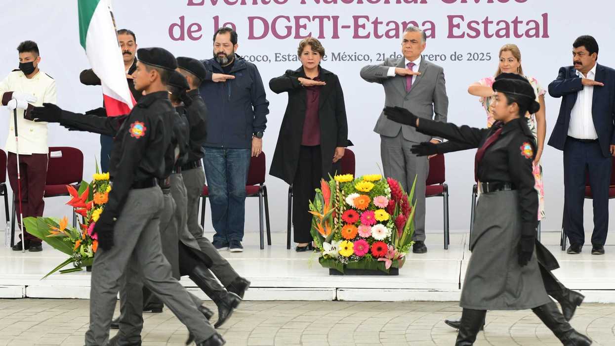 Nuevas generaciones son clave para la transformación en el EdoMéx, asegura Gobernadora Delfina Gómez Álvarez en encuentro cívico estatal en Texcoco estado de México