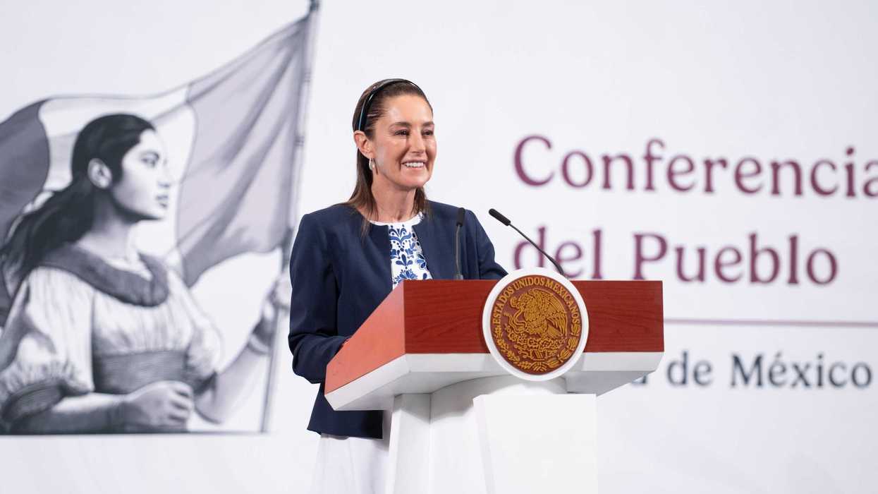 Envía Sheinbaum Ley Nacional para Eliminar Trámites Burocráticos