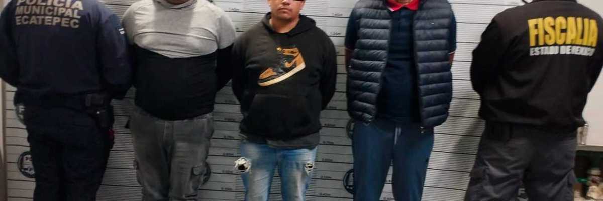 Detienen a tres supuestos roba autos;tienen antecedentes penales en Ecatepec