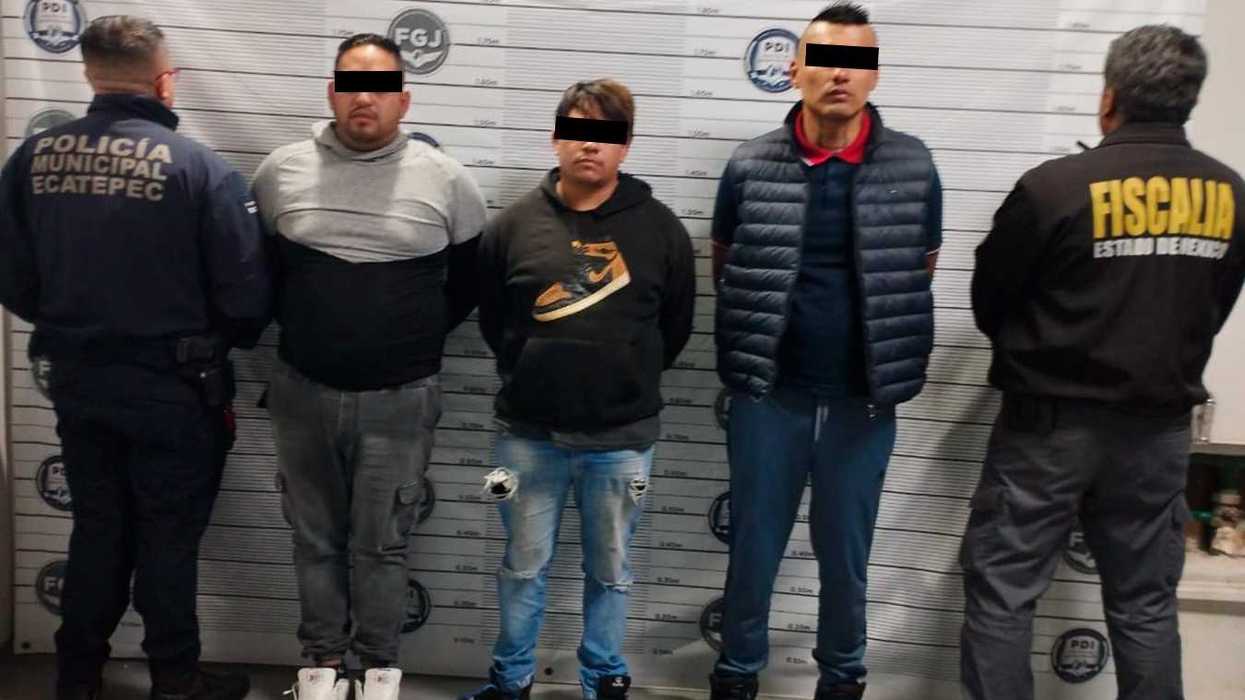 Detienen a tres supuestos roba autos;tienen antecedentes penales en Ecatepec