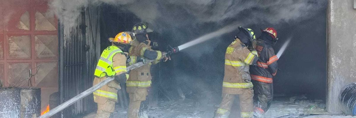 Se registra incendio en fábrica de colchones en el Municipio de ecatepec