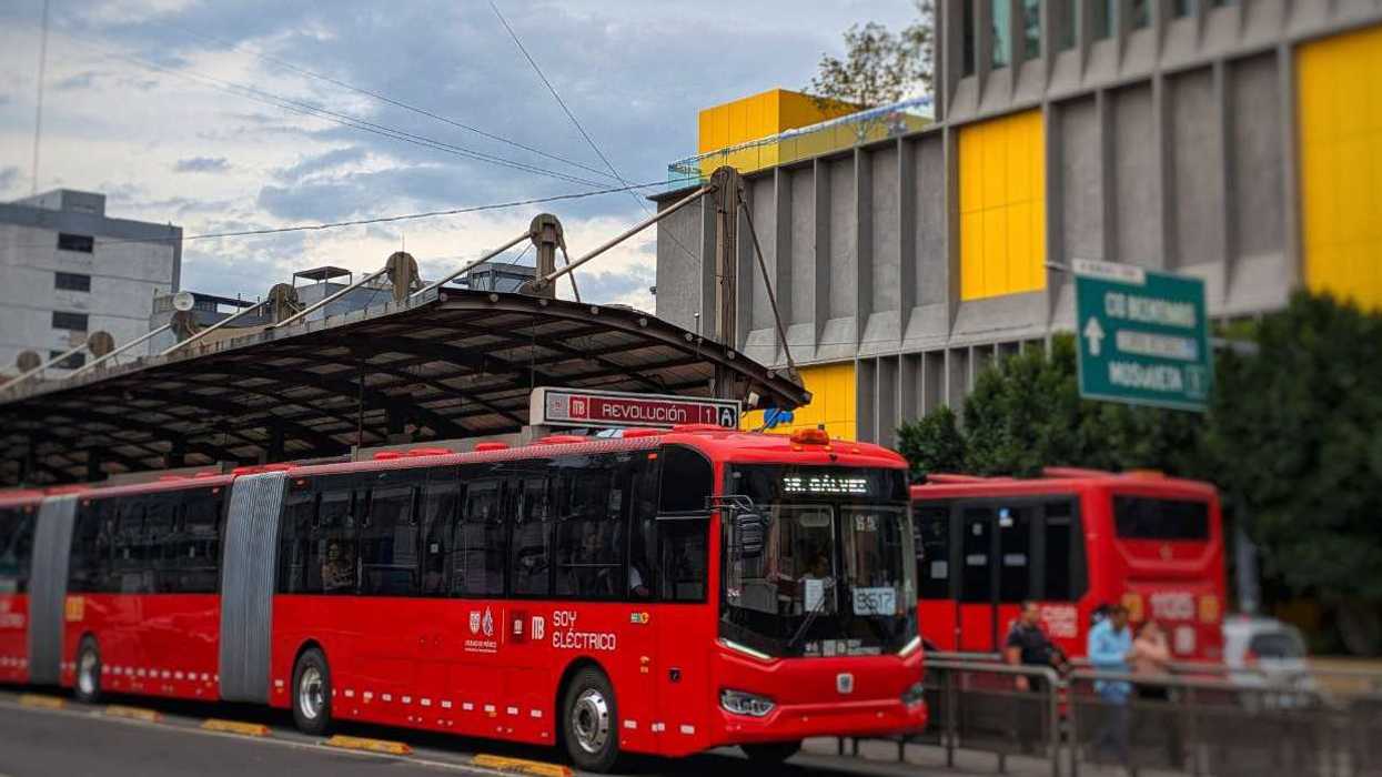 Metrobús 21 años de mover historias en la Ciudad de México