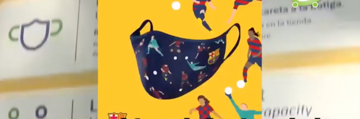 Barcelona lanza línea de mascarillas protectoras.