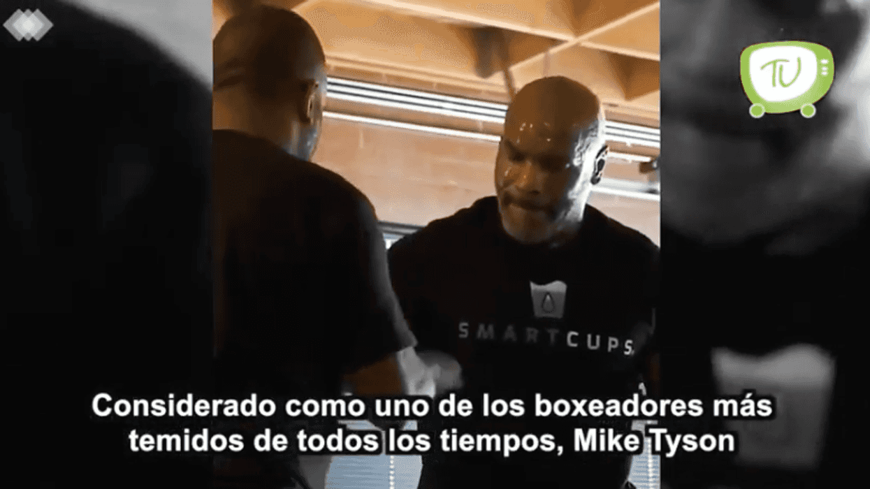 Mike Tyson regresa al box tras 15 años de ausencia.
