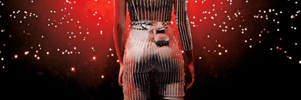 ▶ PLAY TOUR DE AITANA Descubre dos videos de directo en el canal oficial de YouTube de Aitana hoy.