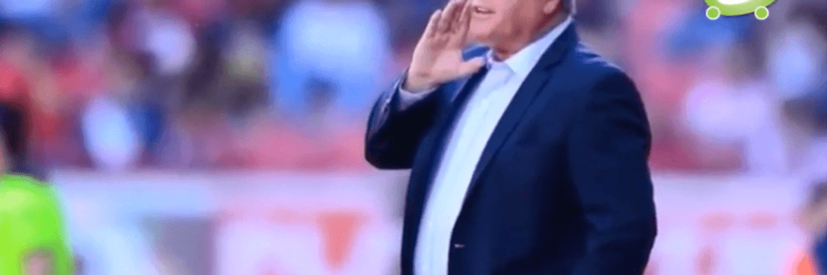 Vucetich a una firma de dirigir a Chivas.