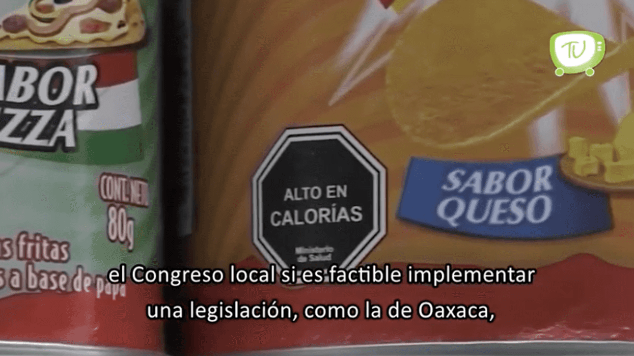 Analiza CDMX la prohibición de comida chatarra a menores.