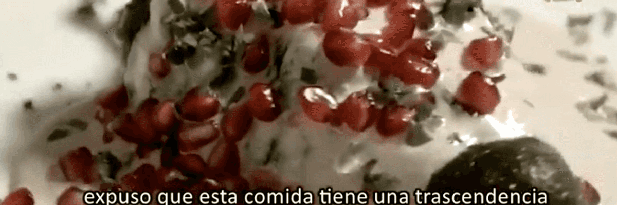 Chiles en nogada, joya gastronómica poblana.